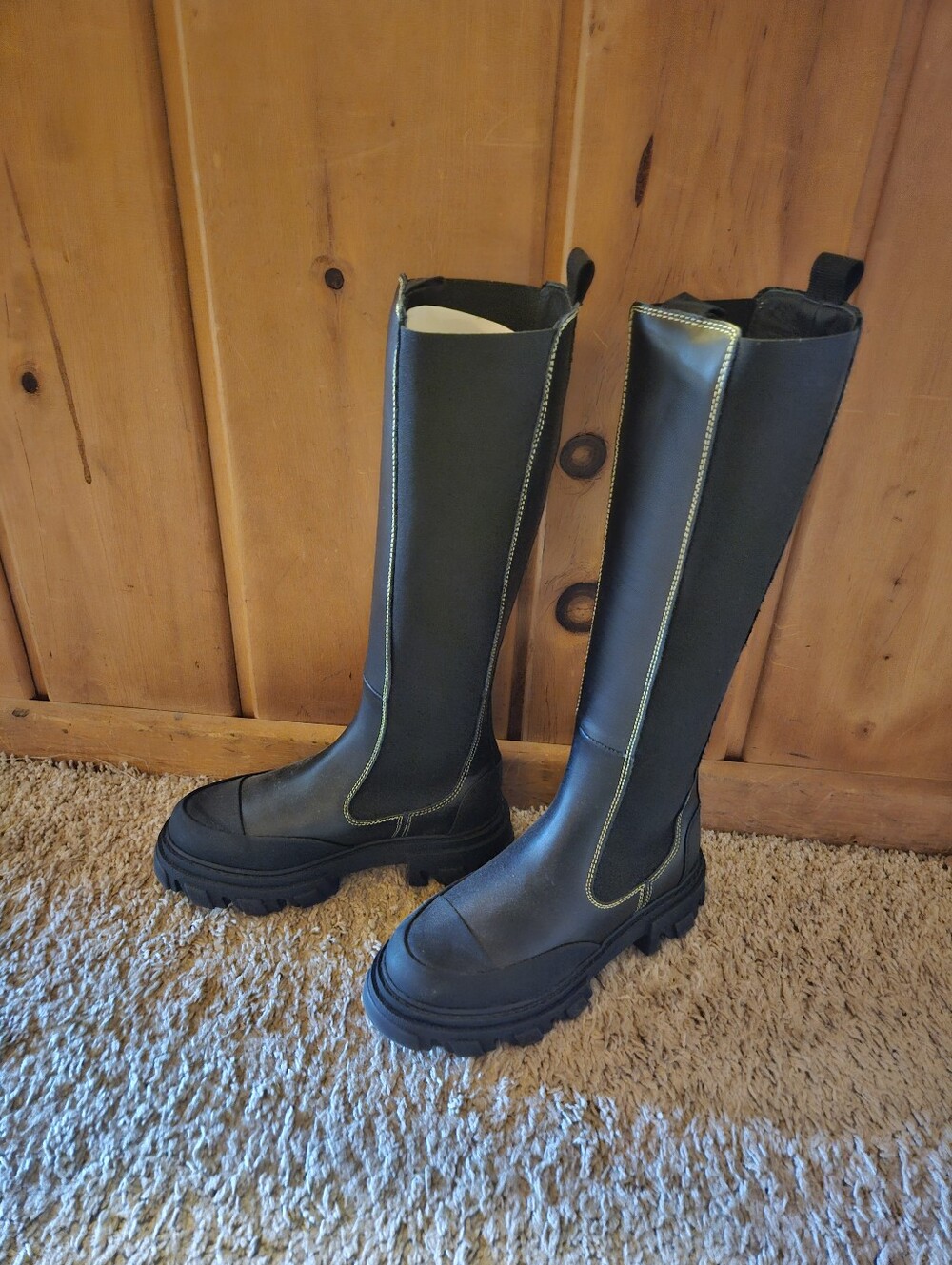 Ganni High Cleated Chelsea Boots - Picture 4 of 6